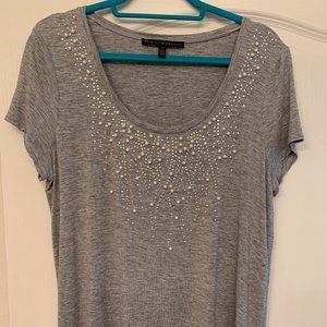 Grey embellished t-shirt with pearls/silver studs